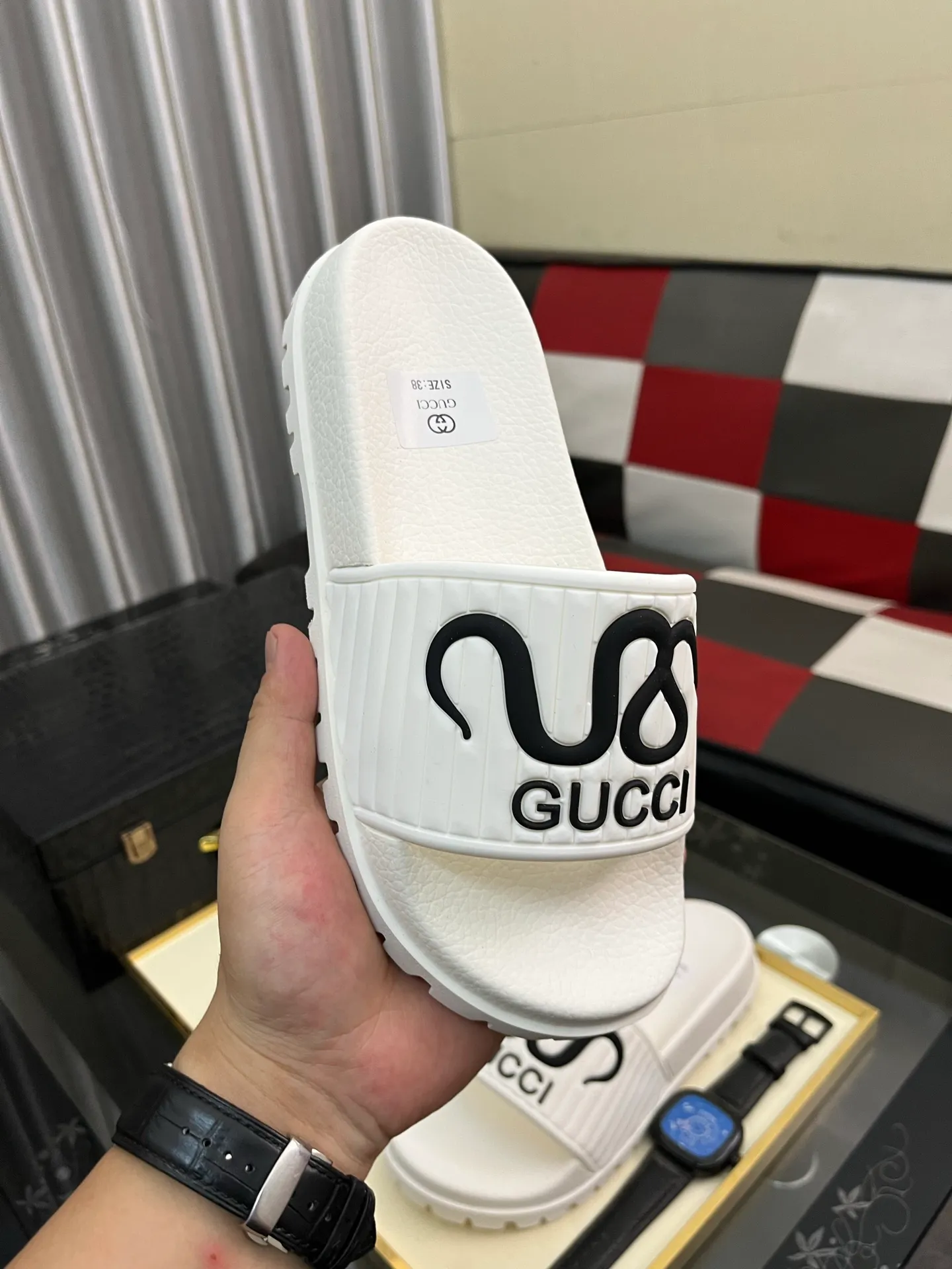 Men's men's shoes💰260⌚️⌚️ＧＵＣＣＩ.Gucci.Official website 1:1 popular slippers hot sale! Original original material 🩴 SIZE: 38-46 (45.46 non-refundable)